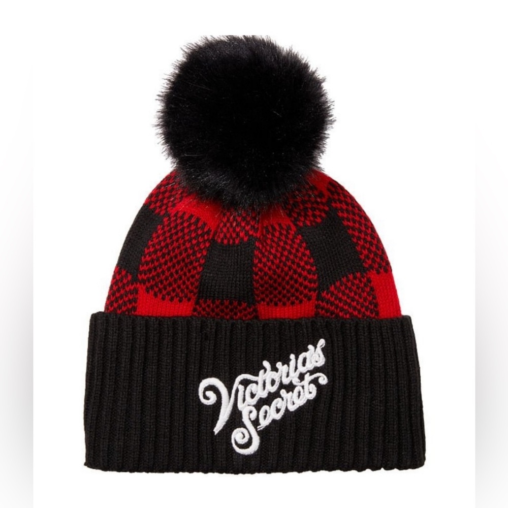 Victoria’s Secret Buffalo Plaid Pom Pom Hat